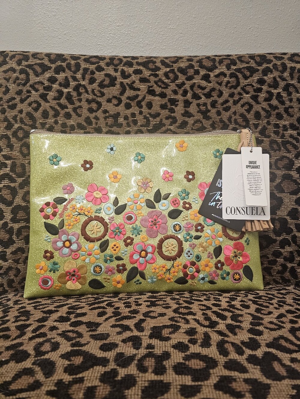 Consuela Take Me Out Clutch-NWT Embellished Floral Glitter Clutch - Lime Green - Picture 2 of 4